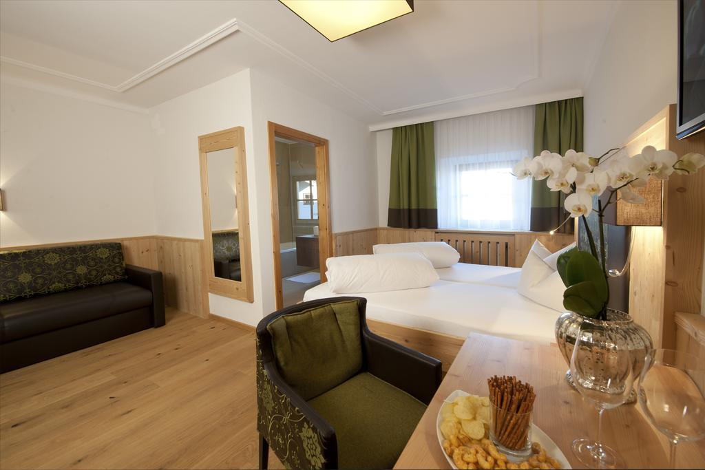 Hotel Bierwirt Innsbruck Eksteriør billede