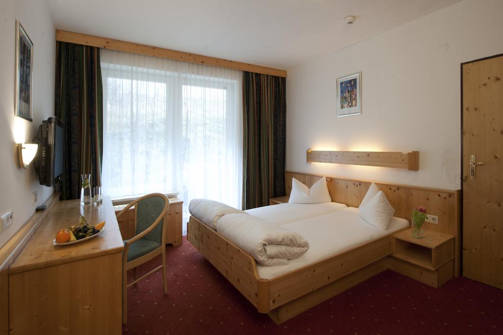 Hotel Bierwirt Innsbruck Værelse billede